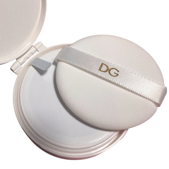 Dolce & Gabbana Solar Glow Cushion Foundation 110 Pearl NIB REFILL - Picture 9 of 10